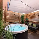 Blayds Yard Holiday home *